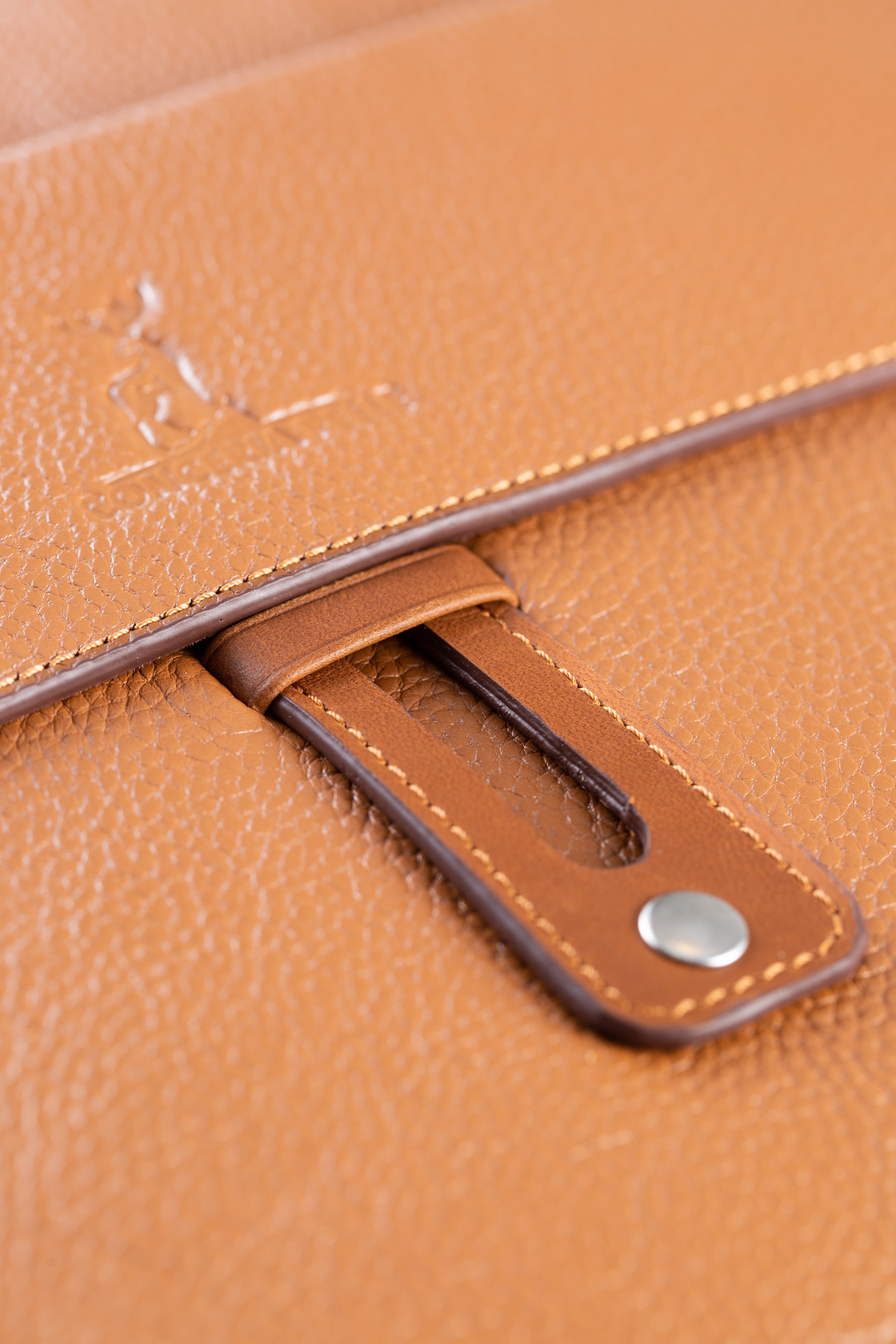 Hakiki Deri Macbook Çantası Urban Carryall Bag